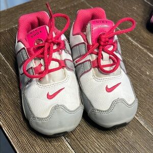 Vtg‎ Nike Shox Pink and Gray Sneakers